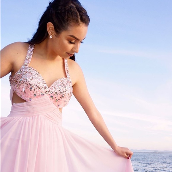 Dresses & Skirts - Prom Dress💘